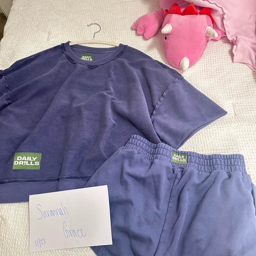 Daily Drills Navy Cropped Crew Set